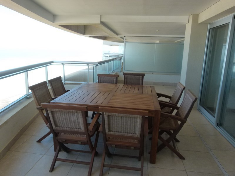 Departamento en primera fila de Playa Brava. Torre Premium